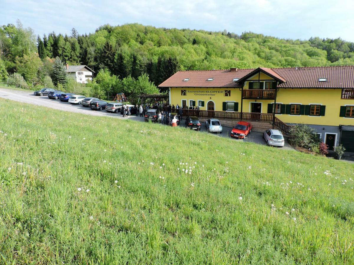 Gaestezimmer Klopfer Sankt Johann im Saggautal Bagian luar foto