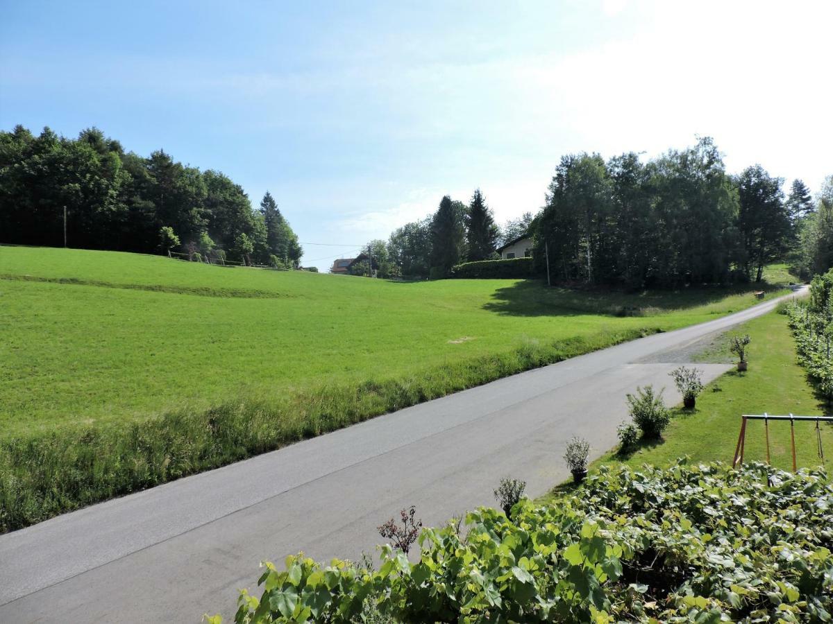 Gaestezimmer Klopfer Sankt Johann im Saggautal Bagian luar foto