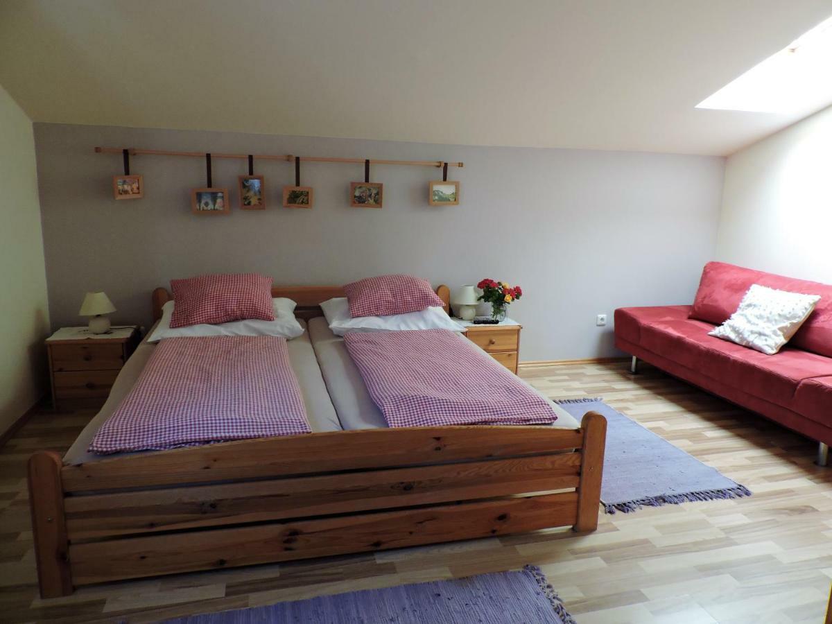 Gaestezimmer Klopfer Sankt Johann im Saggautal Bagian luar foto